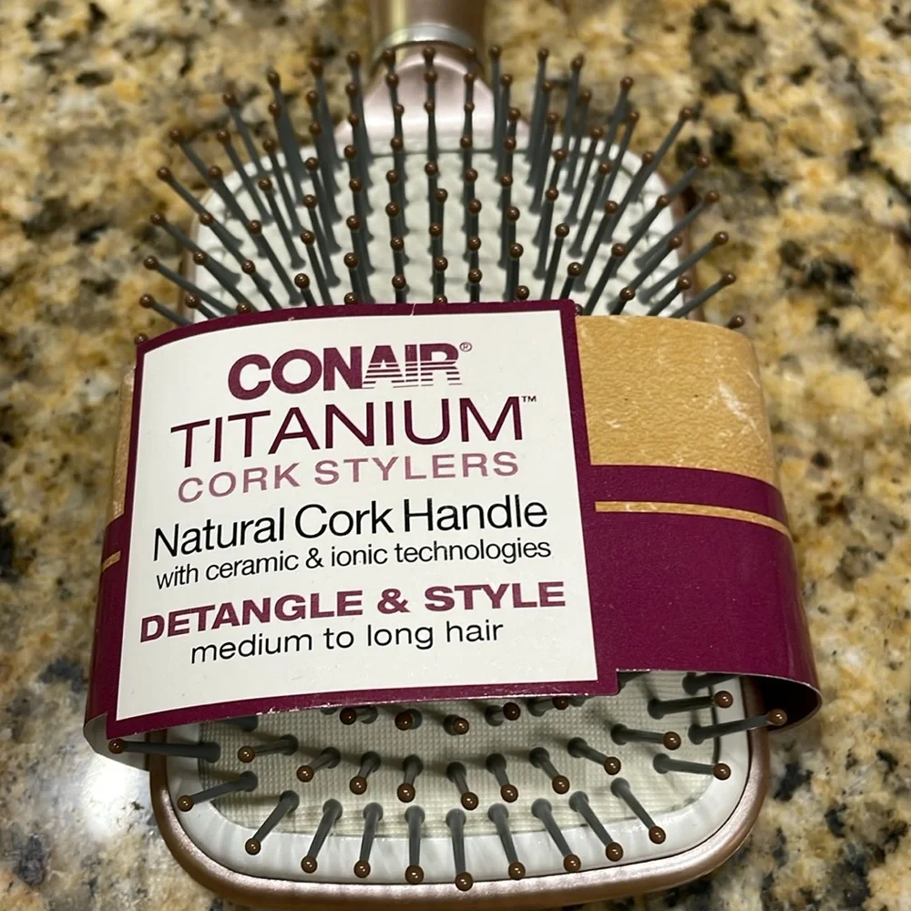 Flaw// Titanium Hair Brush - Gold and Brown - Picture 6 of 10